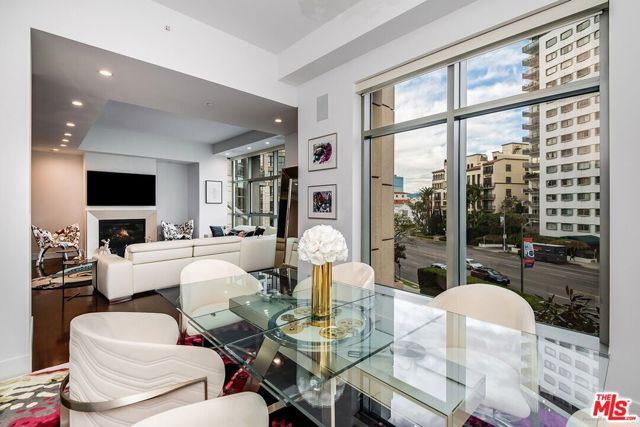 10776 Wilshire Boulevard, 301 photo 10
