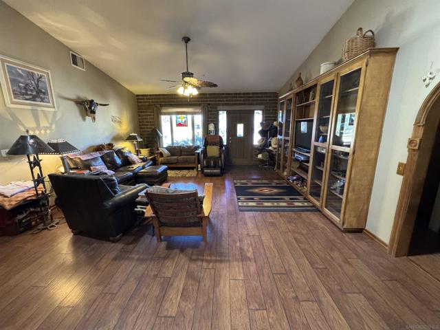 Image 41 of 75 For 41083 Old Highway 80