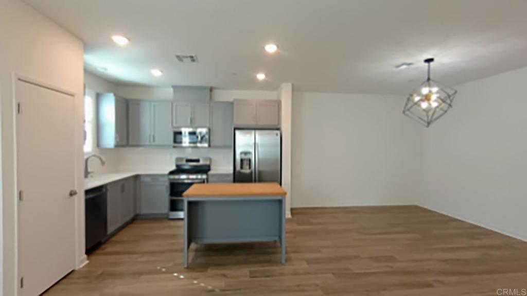 5465 Seacliff Place #74