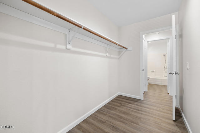 3107 Harbor Boulevard, Oxnard CA: https://media.crmls.org/mediaz/a430337b-6042-4dda-8340-728a1288501c.jpg