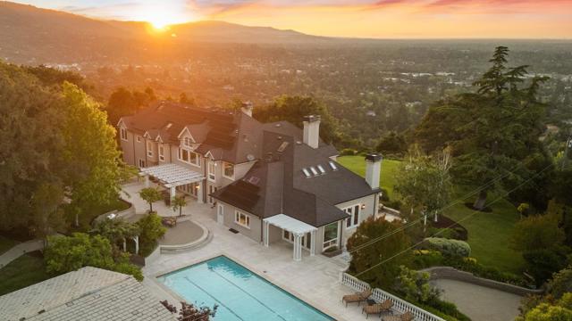16541 Cypress Way, Los Gatos CA: https://media.crmls.org/mediaz/a4315062-3b84-4933-ac39-b41677725aef.jpg