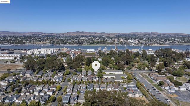 1027 Azuar Drive, Vallejo CA: https://media.crmls.org/mediaz/a4319d01-6010-40a4-83d7-d44cd4f78cf1.jpg