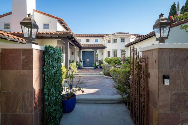 Detail Gallery Image 10 of 75 For 7992 Paseo Esmerado, Carlsbad,  CA 92009 - 5 Beds | 6/1 Baths