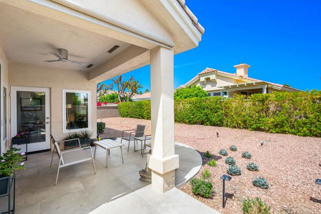 78902 Chardonnay Way, Palm Desert CA: https://media.crmls.org/mediaz/a432be30-7c12-48de-82a9-a29fa6599a5d.jpg