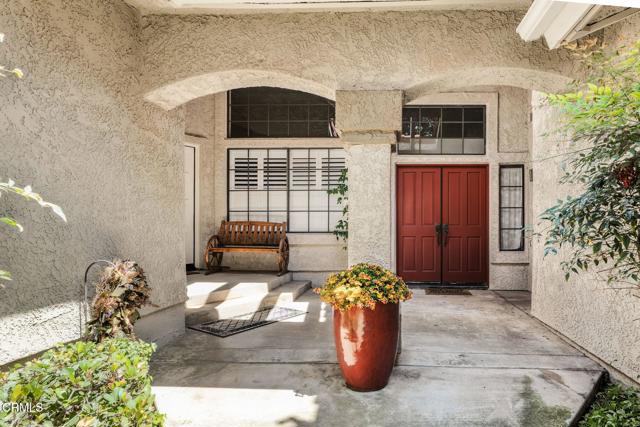 848 Paseo Tosamar, Camarillo CA: https://media.crmls.org/mediaz/a432cd3a-bb09-4a80-88ee-bce06c68746a.jpg
