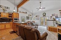 Detail Gallery Image 12 of 37 For 26929 Trotter Dr, Tehachapi,  CA 93561 - 4 Beds | 2 Baths