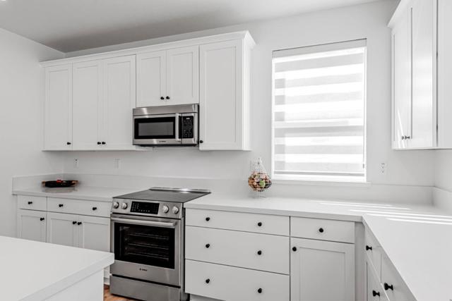 923 Layola Lane, Morgan Hill CA: https://media.crmls.org/mediaz/a434018c-e3f0-48dc-8f7b-35cd7557b113.jpg