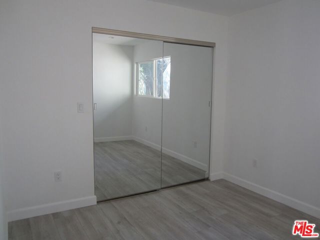 6837 Lubao Avenue, Winnetka CA: https://media.crmls.org/mediaz/a4353fa5-293b-4cbe-a92f-608531afffb2.jpg