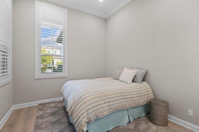 Image 32 of 47 For 6210 Summit Crest Cir