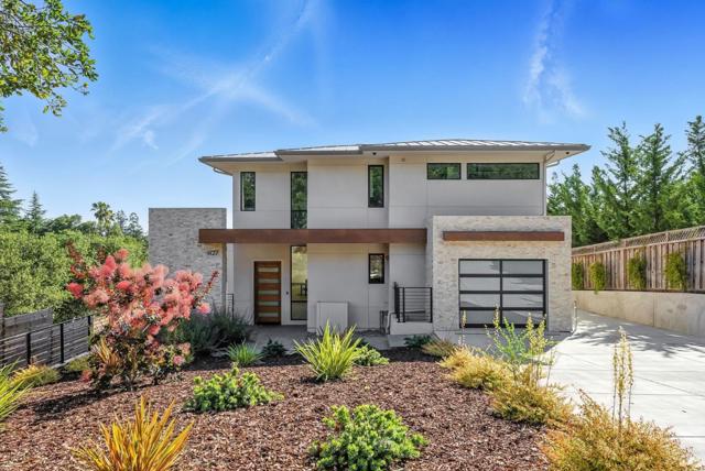 1127 Hillslope Place, Los Altos CA: https://media.crmls.org/mediaz/a43626cd-e8ba-46e8-a5f0-06dbb284f8ce.jpg