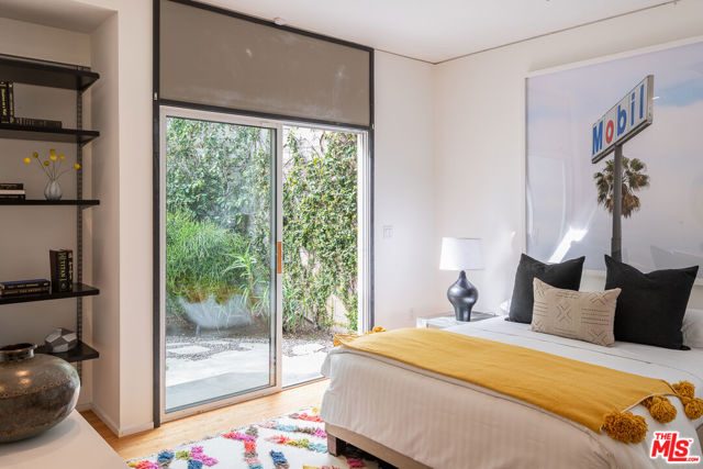 1855 Redcliff Street, Los Angeles CA: https://media.crmls.org/mediaz/a4363140-aef6-41cf-a97b-84eb0cb7e2f3.jpg