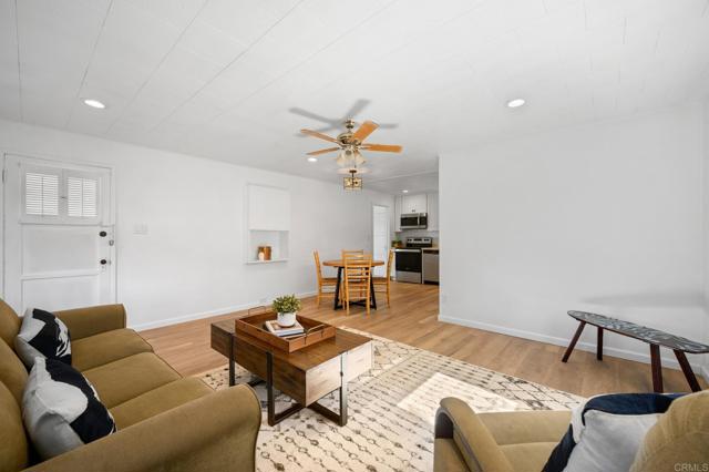 Detail Gallery Image 36 of 61 For 330 Skyline, Vista,  CA 92084 - 5 Beds | 4 Baths