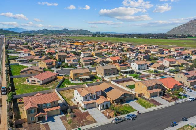Detail Gallery Image 38 of 42 For 29483 Beeler Rd, Winchester,  CA 92596 - 4 Beds | 3 Baths
