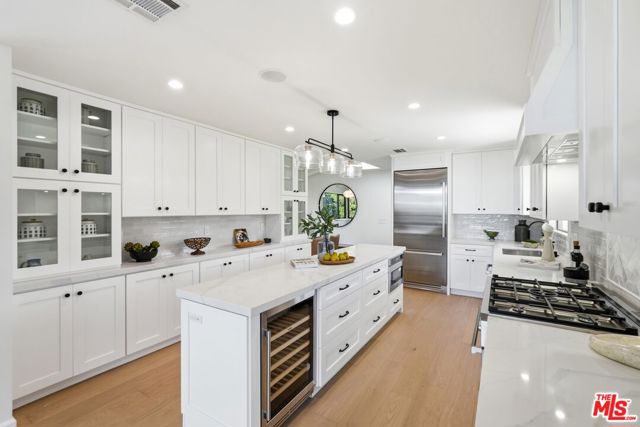 6321 Riggs Place, Los Angeles CA: https://media.crmls.org/mediaz/a438d752-bab3-46f8-bb5c-78e70211adeb.jpg