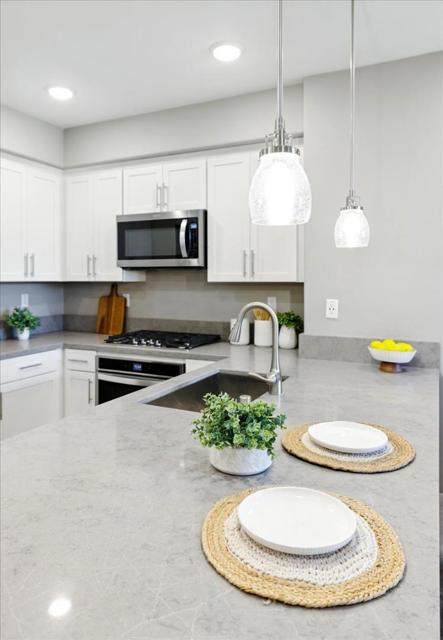 1011 Bellante Lane, San Jose CA: https://media.crmls.org/mediaz/a4399fad-ddb8-44ad-9e5a-3d00384ef628.jpg
