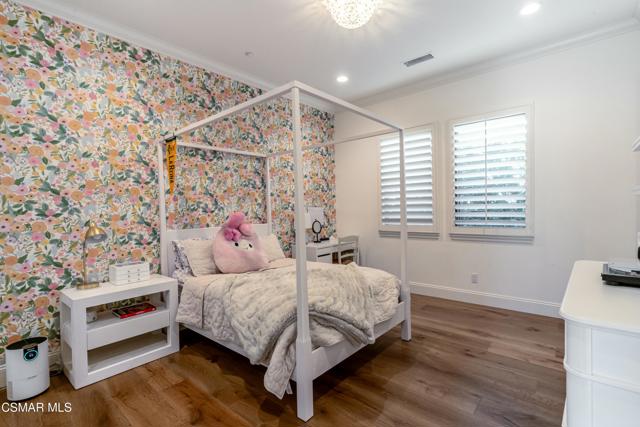 5675 Via Bonita, Newbury Park CA: https://media.crmls.org/mediaz/a43af3d8-dae3-4d60-b986-1b615c3c5eb2.jpg