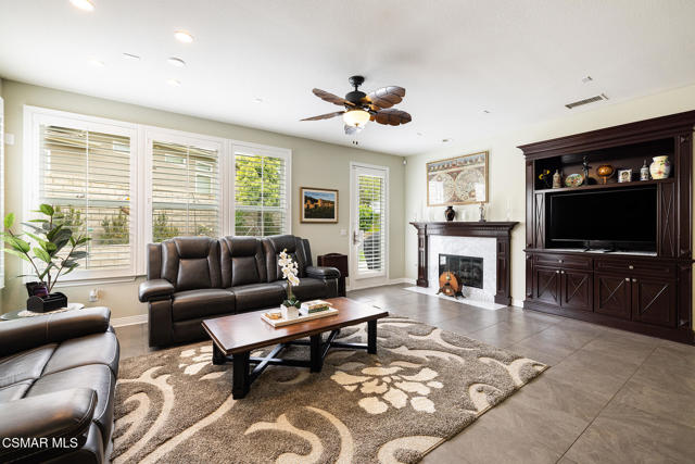 1504 Arroyo View Street, Newbury Park CA: https://media.crmls.org/mediaz/a43b8ecb-be41-4a6a-94d3-25c6bd84fc5e.jpg