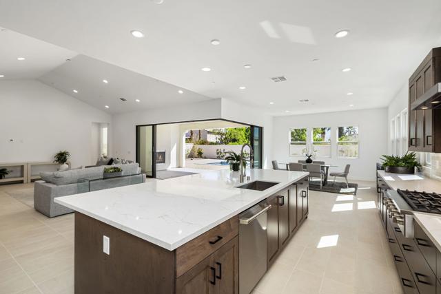57540 Cherrywood Place, La Quinta CA: https://media.crmls.org/mediaz/a43bd364-6e69-41d4-b1d6-4c93c8b1c53c.jpg