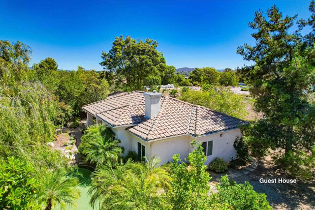 1495 Meredith Road, Fallbrook CA: https://media.crmls.org/mediaz/a43bee38-8fa5-463a-8261-6fba9d4ad403.jpg