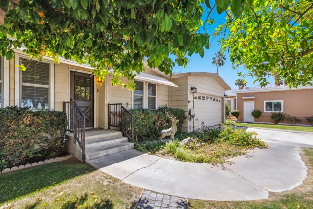 1128 Via Grande, Cathedral City CA: https://media.crmls.org/mediaz/a43c3cb0-d828-47b5-af53-4e4d6e001953.jpg