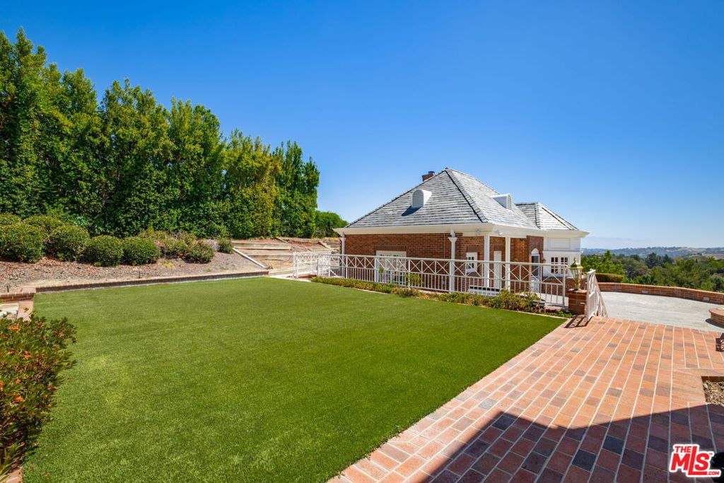 MLS #26866547 image #9