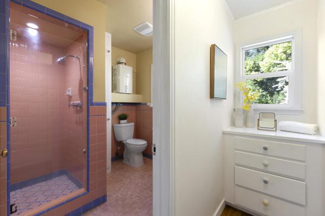 620 Olive Street, Menlo Park CA: https://media.crmls.org/mediaz/a43ddded-59da-4de3-b35b-87f9a93698cb.jpg