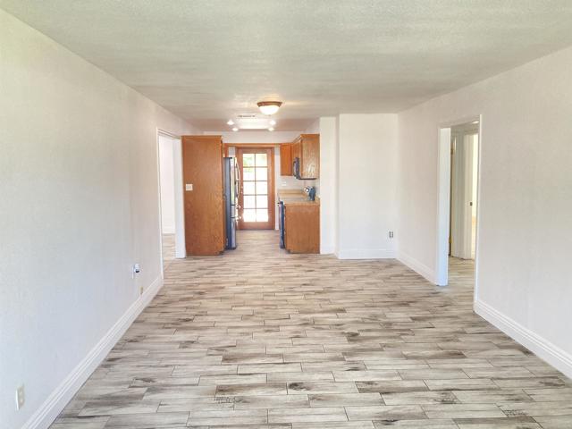 11007 Larkridge Street, Santee CA: https://media.crmls.org/mediaz/a43dfc07-83d6-410b-accf-792676f7bb15.jpg