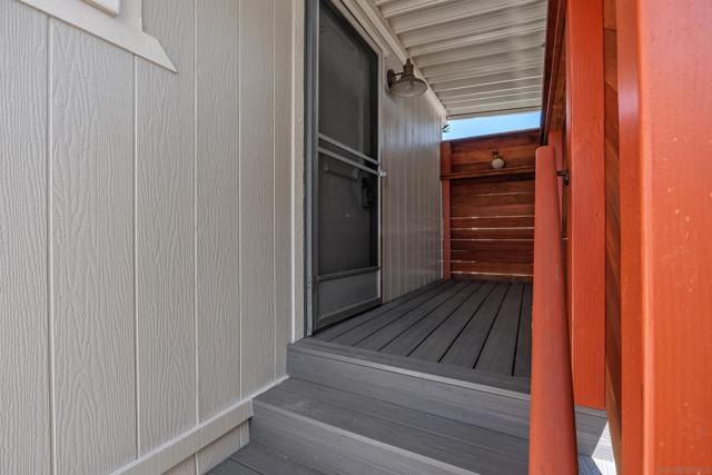 1549 N Vulcan Ave, Encinitas CA: https://media.crmls.org/mediaz/a43ed0eb-09b5-4571-ab7e-00da3986486d.jpg