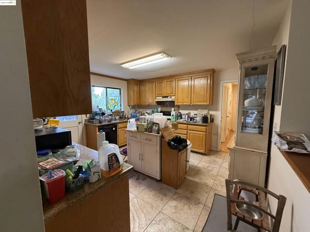 1118 Bush Avenue, Vallejo CA: https://media.crmls.org/mediaz/a43f6ee7-59e8-400c-8ee7-83e90470ab0b.jpg