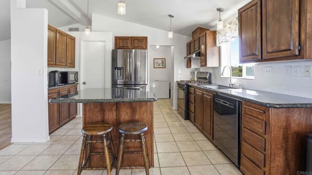 Detail Gallery Image 9 of 53 For 2456 Lake Morena Dr, Campo,  CA 91906 - 3 Beds | 2 Baths