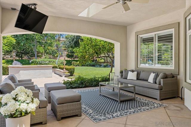 13391 OLD WINEMASTER COURT, Poway CA: https://media.crmls.org/mediaz/a440828d-8138-4697-8a19-44f2d427b970.jpg