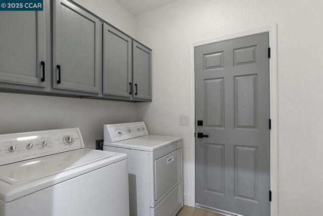 257 Red Mountain Drive, Cloverdale CA: https://media.crmls.org/mediaz/a4438441-ad26-4645-a9eb-eb1c8e57e7e4.jpg