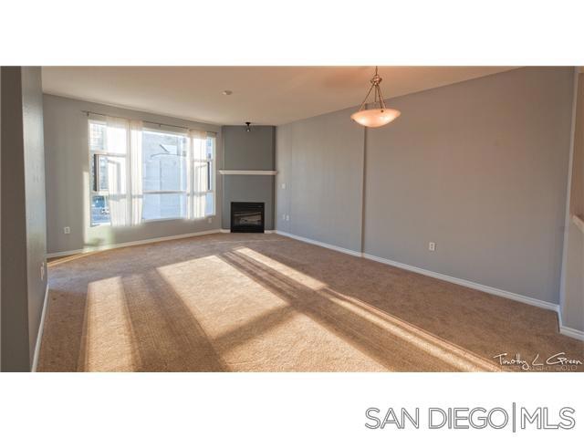 1240 India St, San Diego CA: https://media.crmls.org/mediaz/a44476eb-96c5-4fd1-9346-35c733ca5c7c.jpg