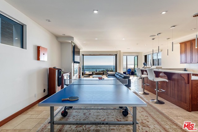 1516 The Strand, Manhattan Beach, California 90266, 4 Bedrooms Bedrooms, ,3 BathroomsBathrooms,Residential,Sold,The Strand,22120742