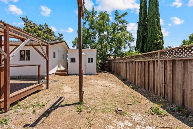 65 S Claremont Avenue, San Jose CA: https://media.crmls.org/mediaz/a4467e09-299a-47cd-a524-0cdc8ec9b202.jpg