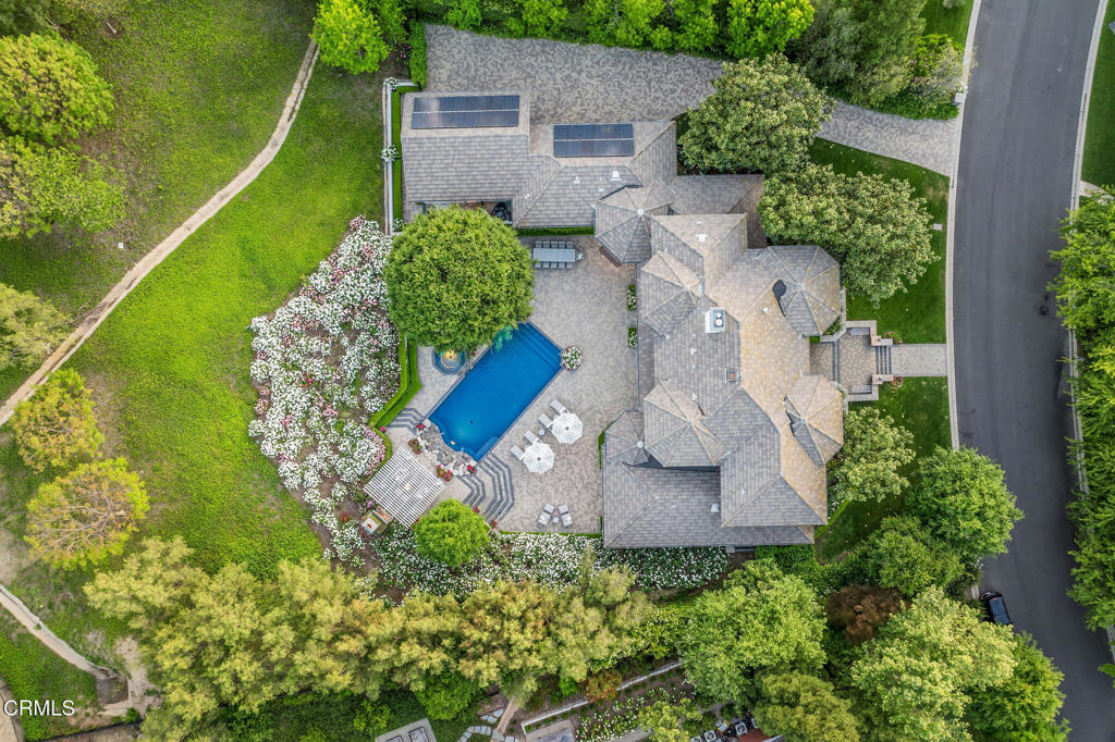 https://media.crmls.org/mediaz/a4470efe-9964-49bc-8766-828a9a413a5f.jpg?preset=X-Large