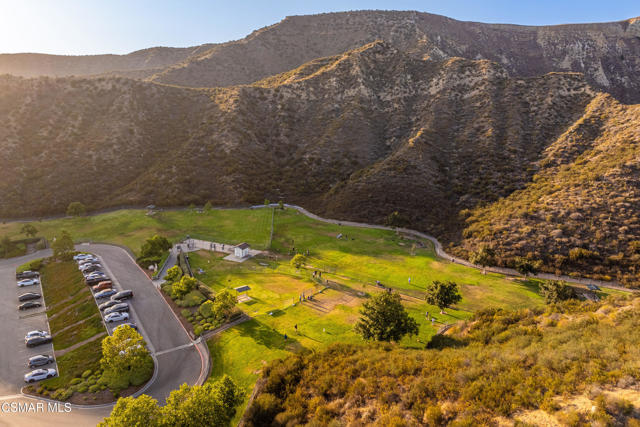 4221 Goldstone Lane, Simi Valley CA: https://media.crmls.org/mediaz/a4478a3c-48e3-4fa4-bd46-6b4bb8633f66.jpg