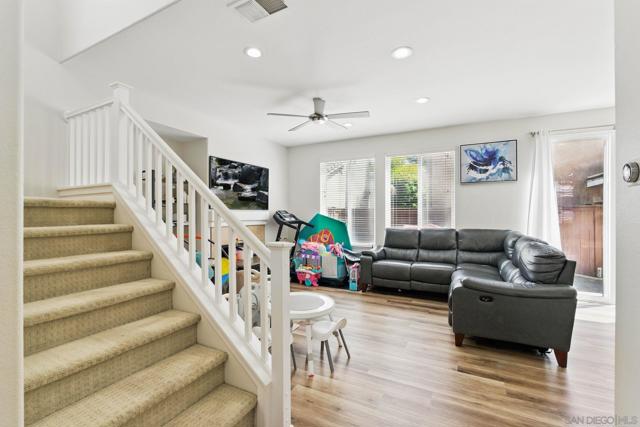 2855 Bear Valley Rd, Chula Vista CA: https://media.crmls.org/mediaz/a4490860-3632-4baf-8c9b-e8db8717cd54.jpg