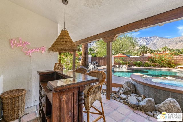 2336 N Girasol Avenue, Palm Springs CA: https://media.crmls.org/mediaz/a44a5c22-7827-419d-994f-27e3f8e5cb85.jpg