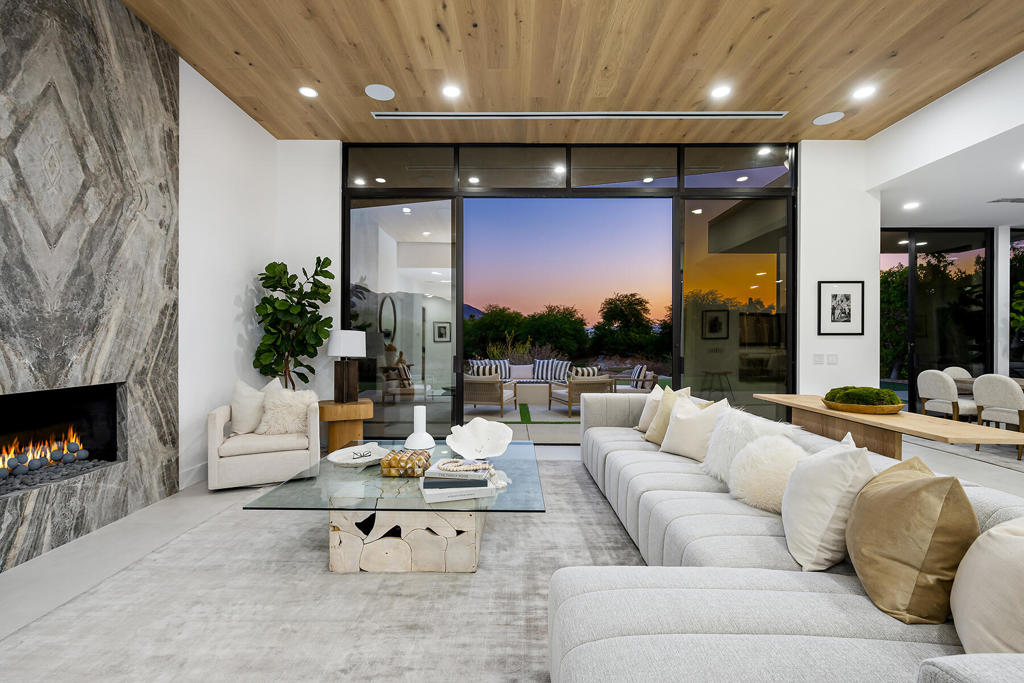 MLS #219132128DA image #10