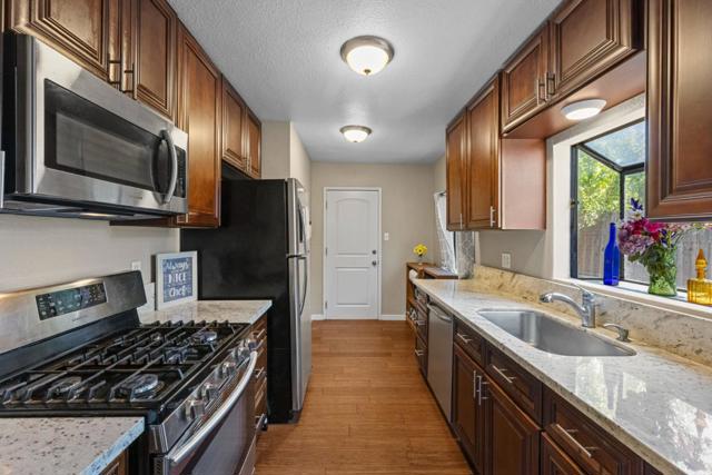 312 Oakshire Avenue, Modesto CA: https://media.crmls.org/mediaz/a44b14a1-510c-455a-b5b2-94c4869af00e.jpg