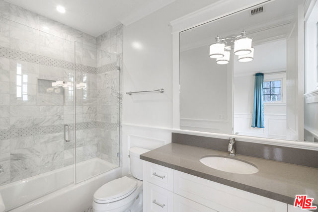 Bathroom 4