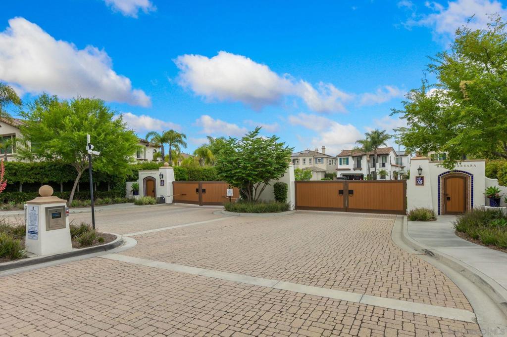 MLS #250041495SD image #33