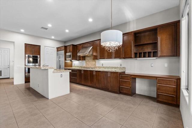 Image 3 of 11 For 49530 Marne Court