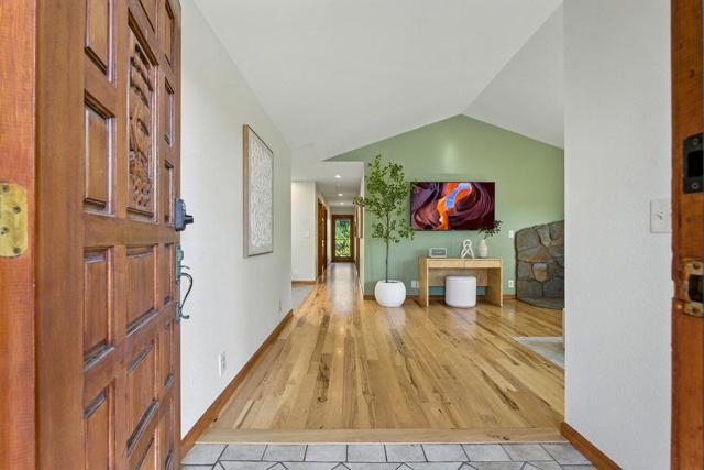 430 Marine Boulevard, Moss Beach CA: https://media.crmls.org/mediaz/a44df840-4077-4921-8725-adf21c61c32a.jpg