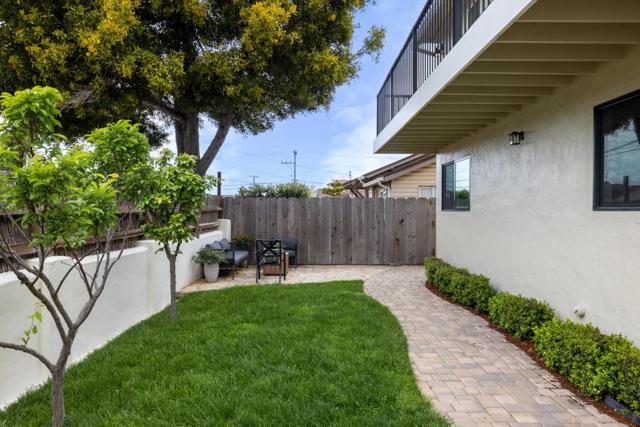 303 Del Robles Avenue, Monterey CA: https://media.crmls.org/mediaz/a44e385a-a0f5-4d35-ab11-000e92bf59a0.jpg