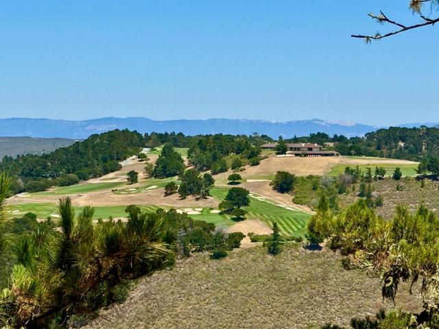 2 Monterra Ranch, Monterey CA: https://media.crmls.org/mediaz/a44e8e67-6de4-4bfc-a14b-dd933cab47ba.jpg