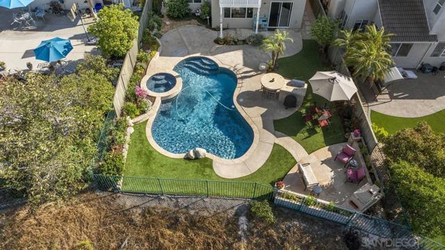 11506 Village Ridge Rd, San Diego CA: https://media.crmls.org/mediaz/a4508650-46ab-438f-a72d-5d712dd7773e.jpg