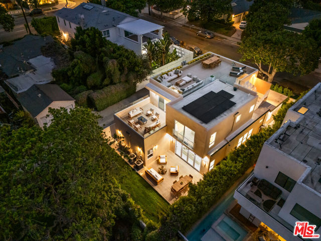 11622 Charnock Road, Los Angeles CA: https://media.crmls.org/mediaz/a4514300-16cd-4b1b-b3bd-274974c172f0.jpg