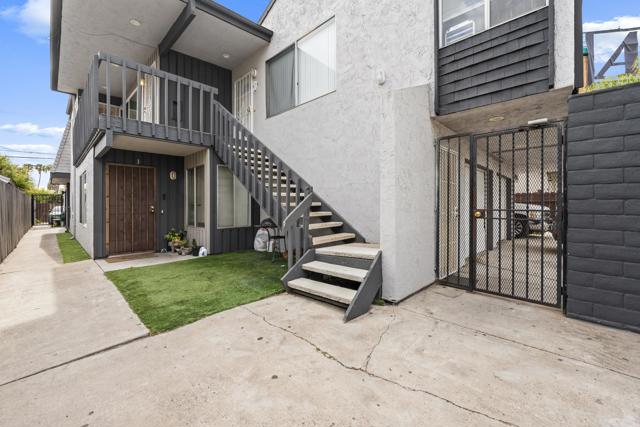 4329 Central Ave, San Diego CA: https://media.crmls.org/mediaz/a451b726-0467-4aff-8d6b-96a96b0994df.jpg